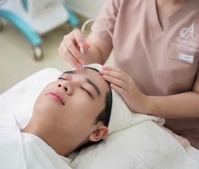 Chăm Sóc Da Mụn Chuẩn Y Khoa